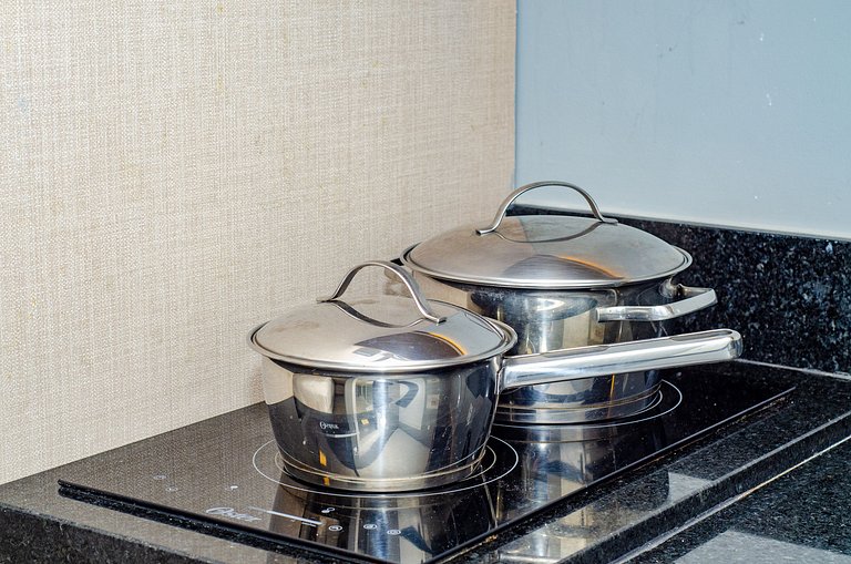 Belo studio ao lado do Shopping Pamplona