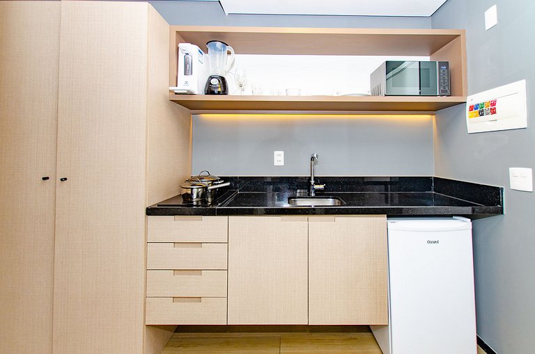 Belo studio ao lado do Shopping Pamplona