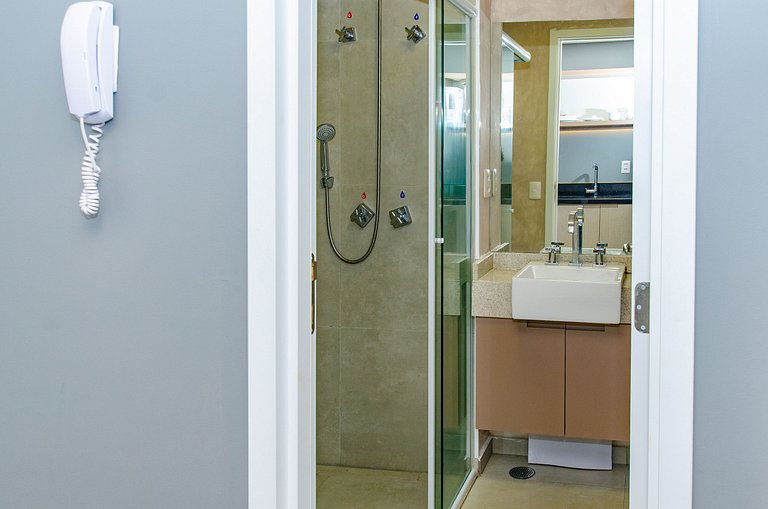 Belo studio ao lado do Shopping Pamplona