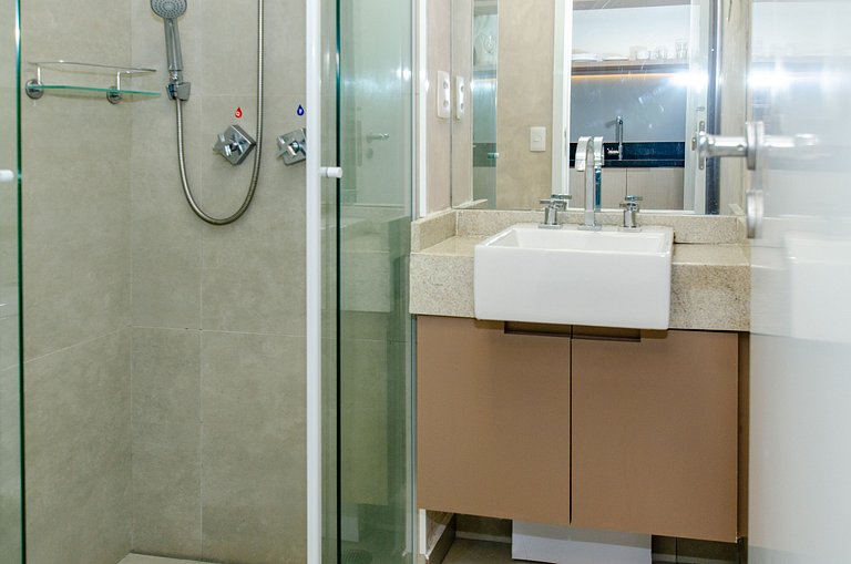 Belo studio ao lado do Shopping Pamplona