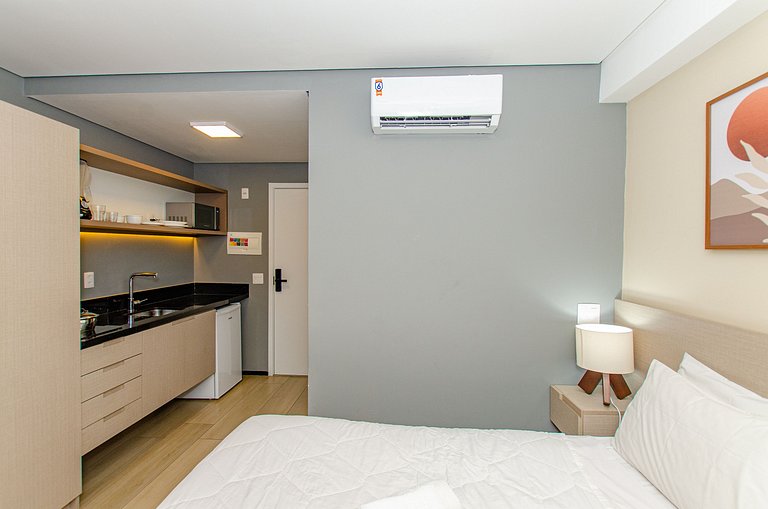 Belo studio ao lado do Shopping Pamplona