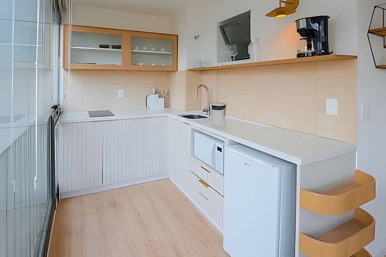 Studio Amplo e iluminado | Próx. Ibirapuera