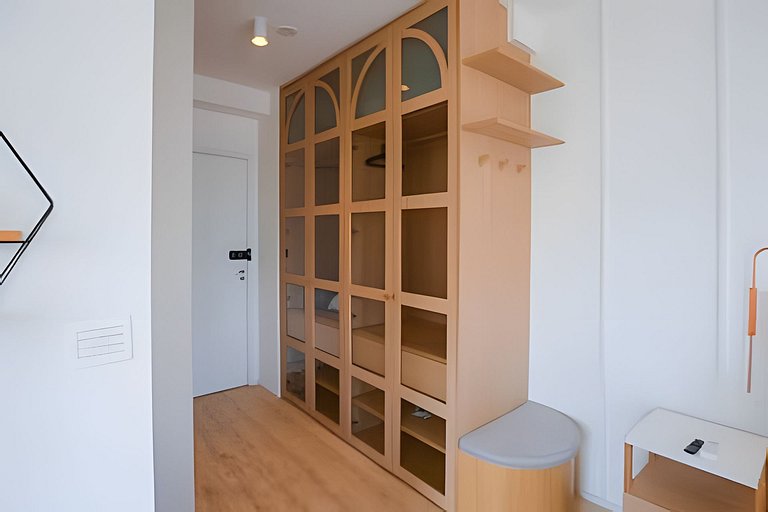 Studio Amplo e iluminado | Próx. Ibirapuera