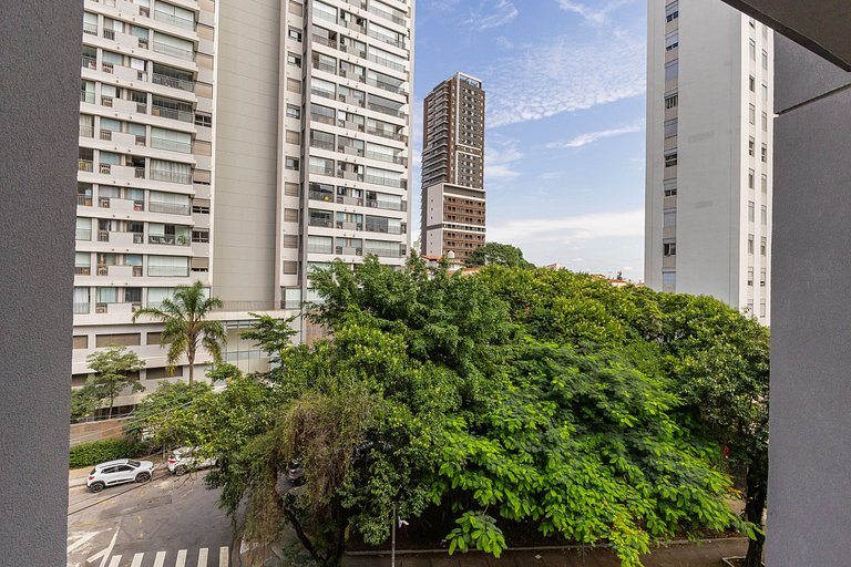 Charmoso studio C/varanda na Pompéia