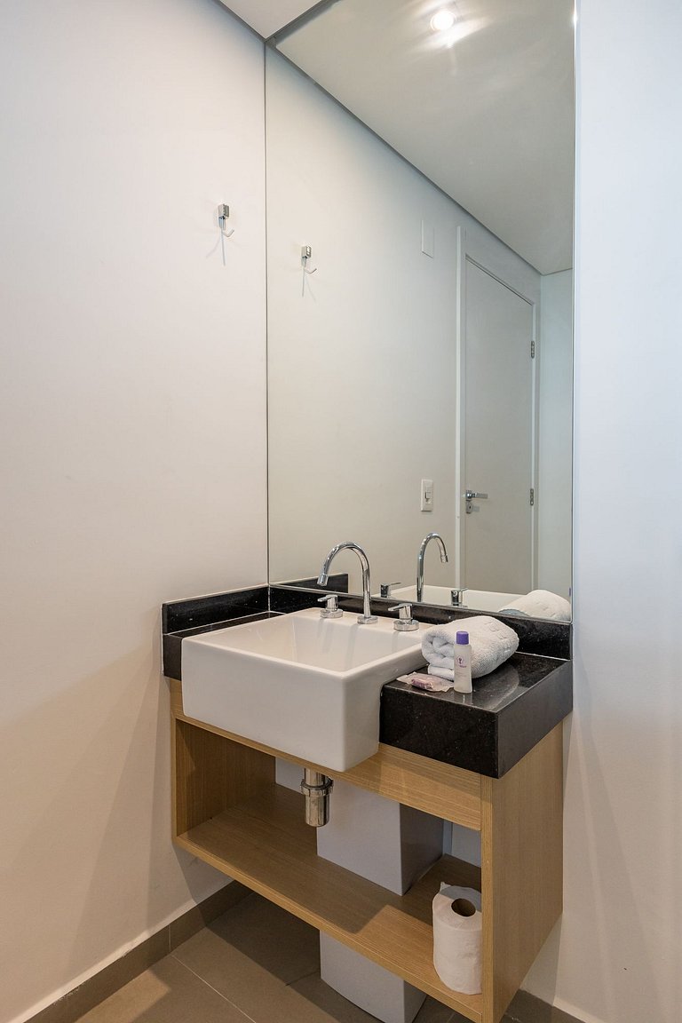 Charmoso studio C/varanda na Pompéia