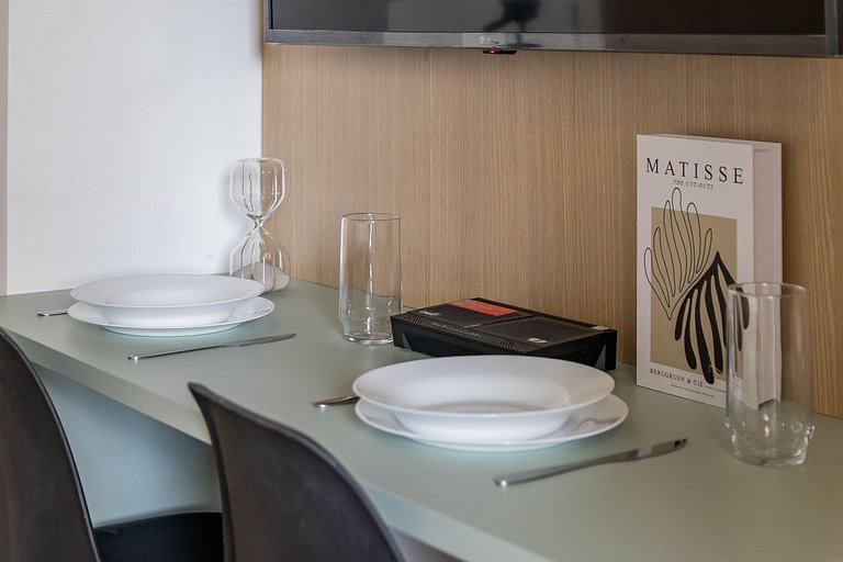 Charmoso studio C/varanda na Pompéia