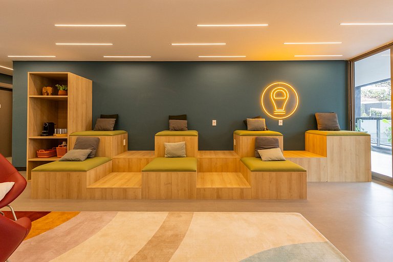 Charmoso studio C/varanda na Pompéia