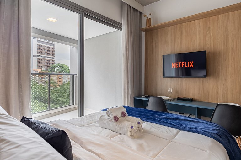 Charmoso studio C/varanda na Pompéia