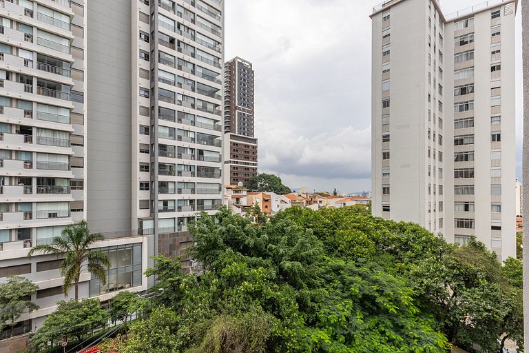 Charmoso studio C/varanda na Pompéia