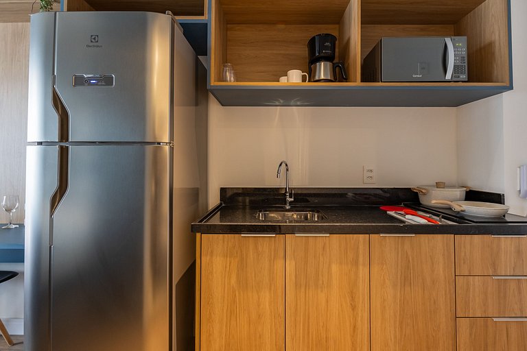 Charmoso studio C/varanda na Pompéia