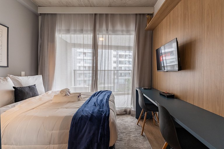 Charmoso studio C/varanda na Pompéia