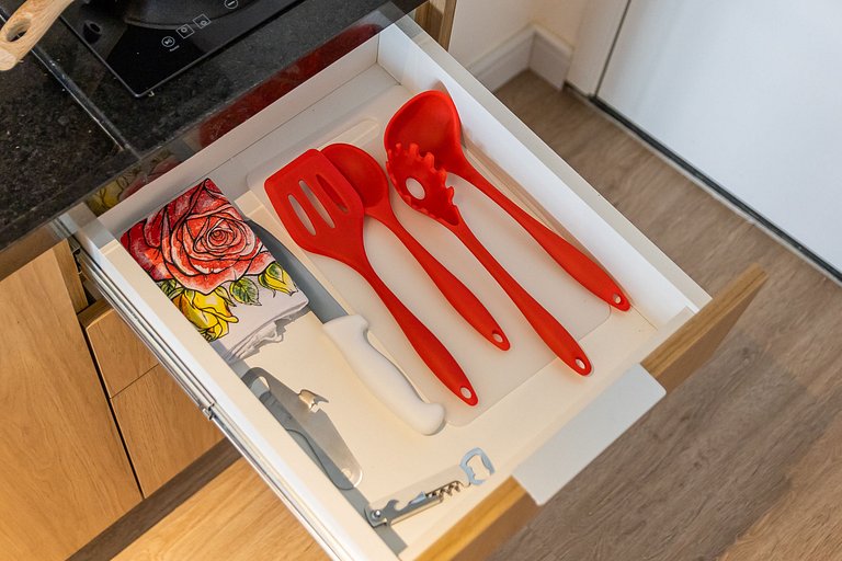 Charmoso studio C/varanda na Pompéia