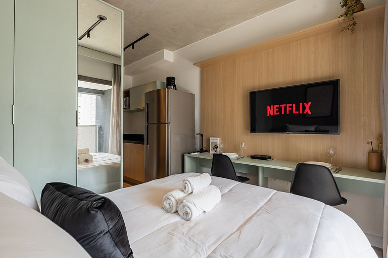 Charmoso studio C/varanda na Pompéia