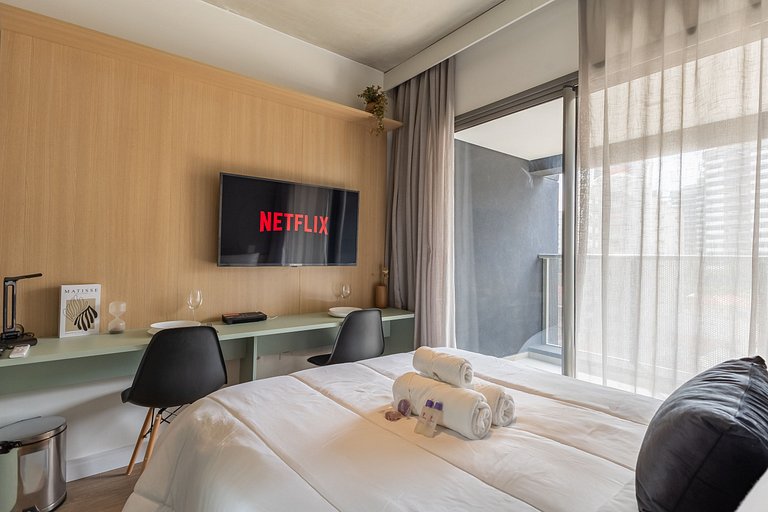 Charmoso studio C/varanda na Pompéia