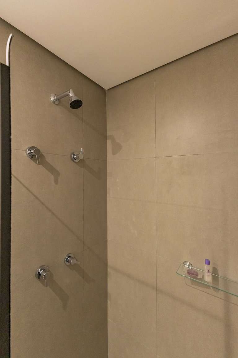 Charmoso studio C/varanda na Pompéia