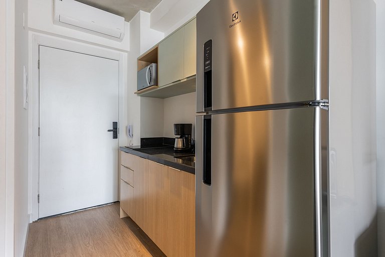 Charmoso studio C/varanda na Pompéia