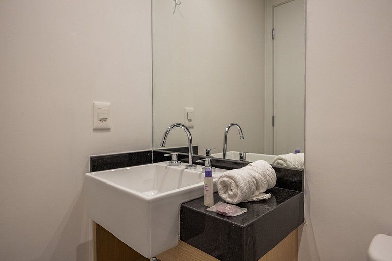 Charmoso studio C/varanda na Pompéia