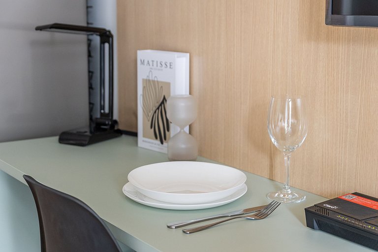 Charmoso studio C/varanda na Pompéia