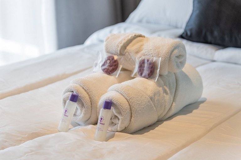 Charmoso studio C/varanda na Pompéia