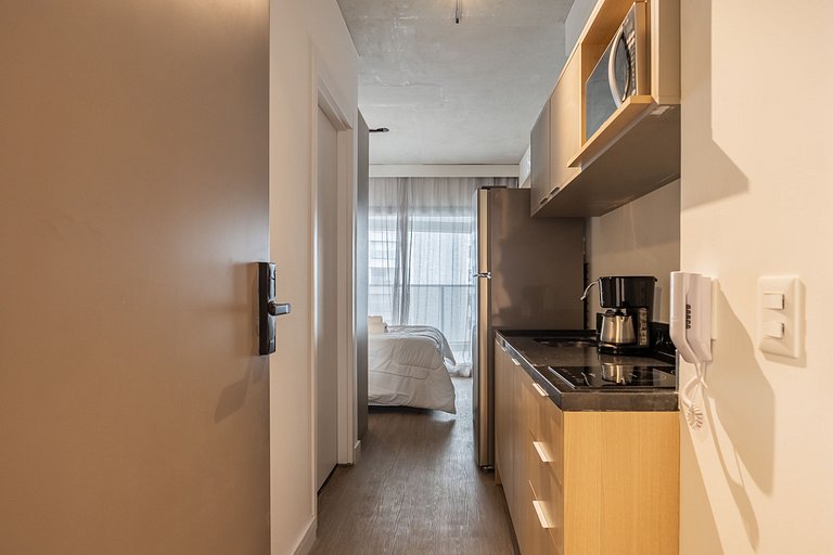 Charmoso studio C/varanda na Pompéia