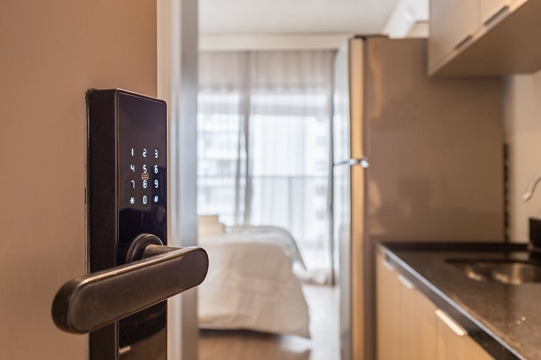 Charmoso studio C/varanda na Pompéia