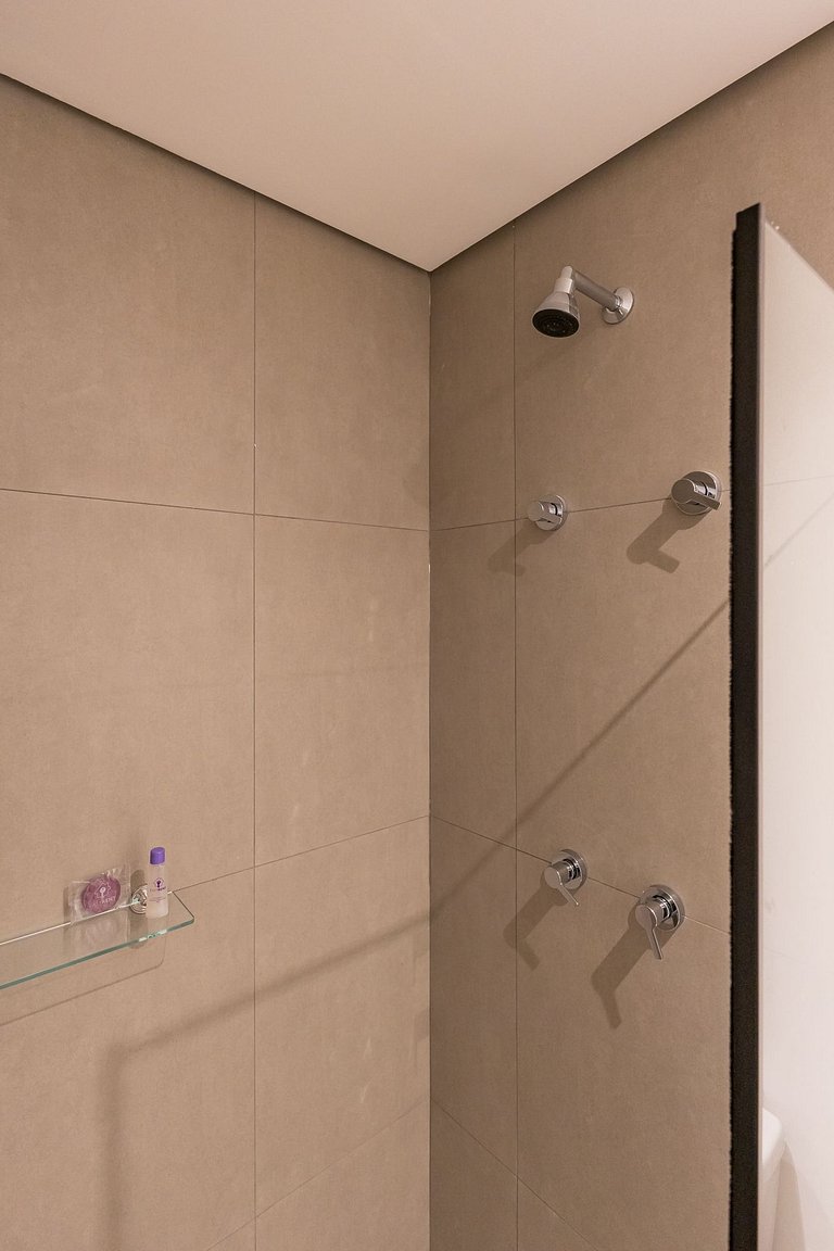 Charmoso studio C/varanda na Pompéia