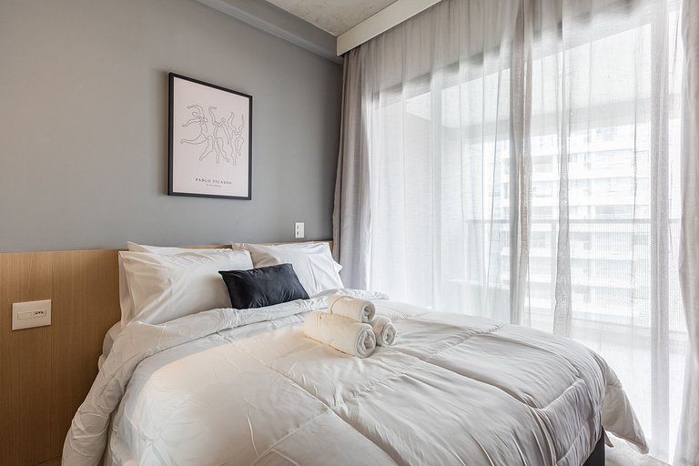 Charmoso studio C/varanda na Pompéia