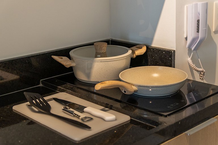 Charmoso studio C/varanda na Pompéia