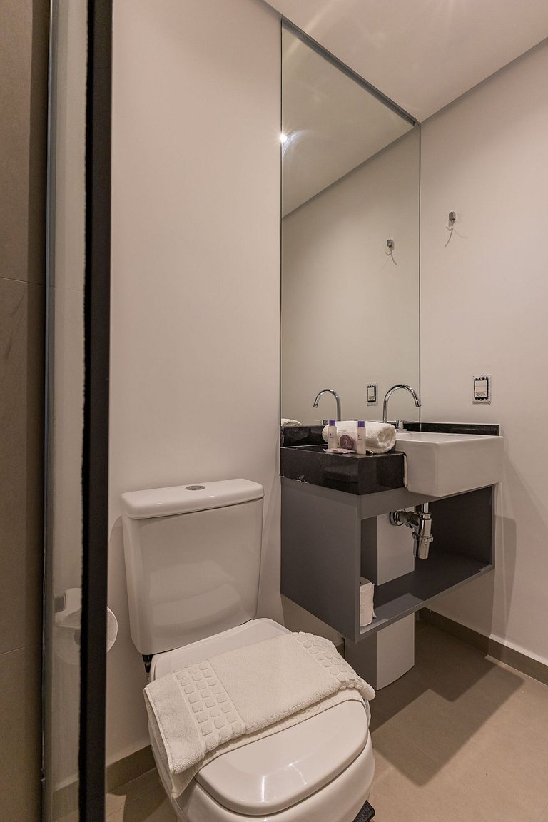 Charmoso studio C/varanda na Pompéia