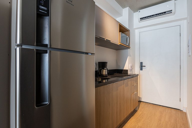 Charmoso studio C/varanda na Pompéia