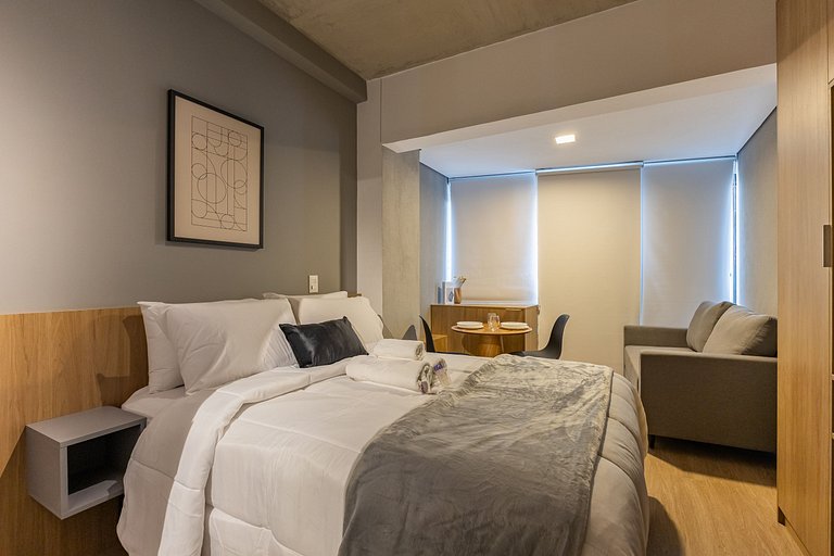 Charmoso studio C/varanda na Pompéia