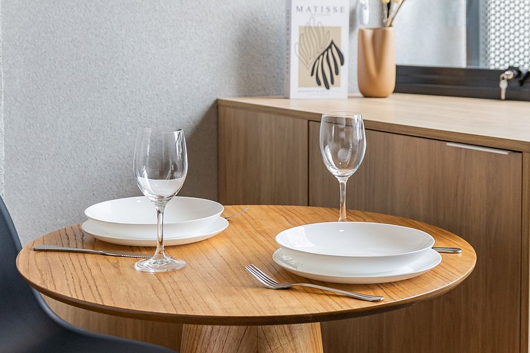 Charmoso studio C/varanda na Pompéia