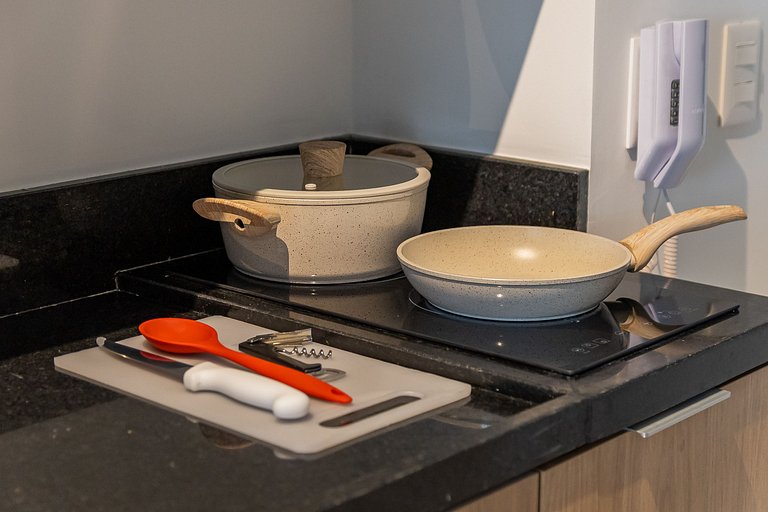 Charmoso studio C/varanda na Pompéia