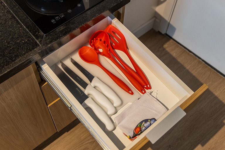 Charmoso studio C/varanda na Pompéia