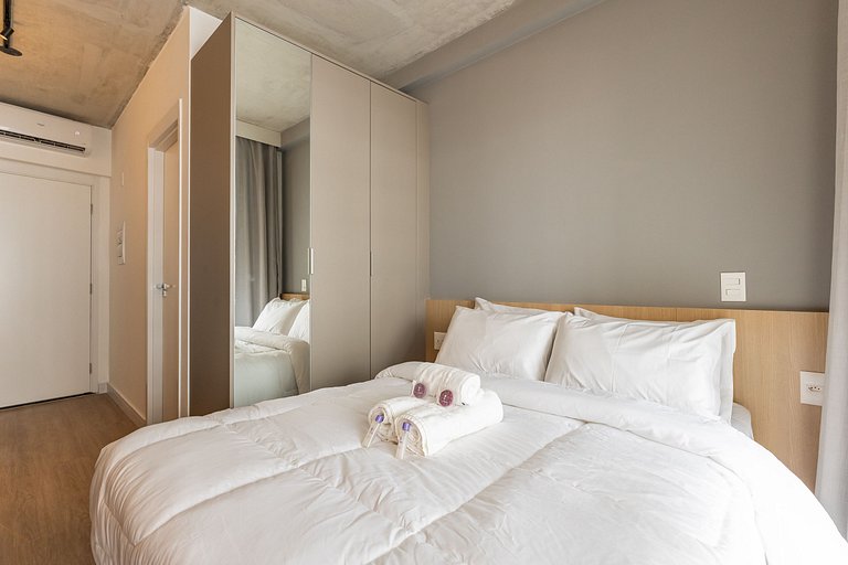 Charmoso studio C/varanda na Pompéia