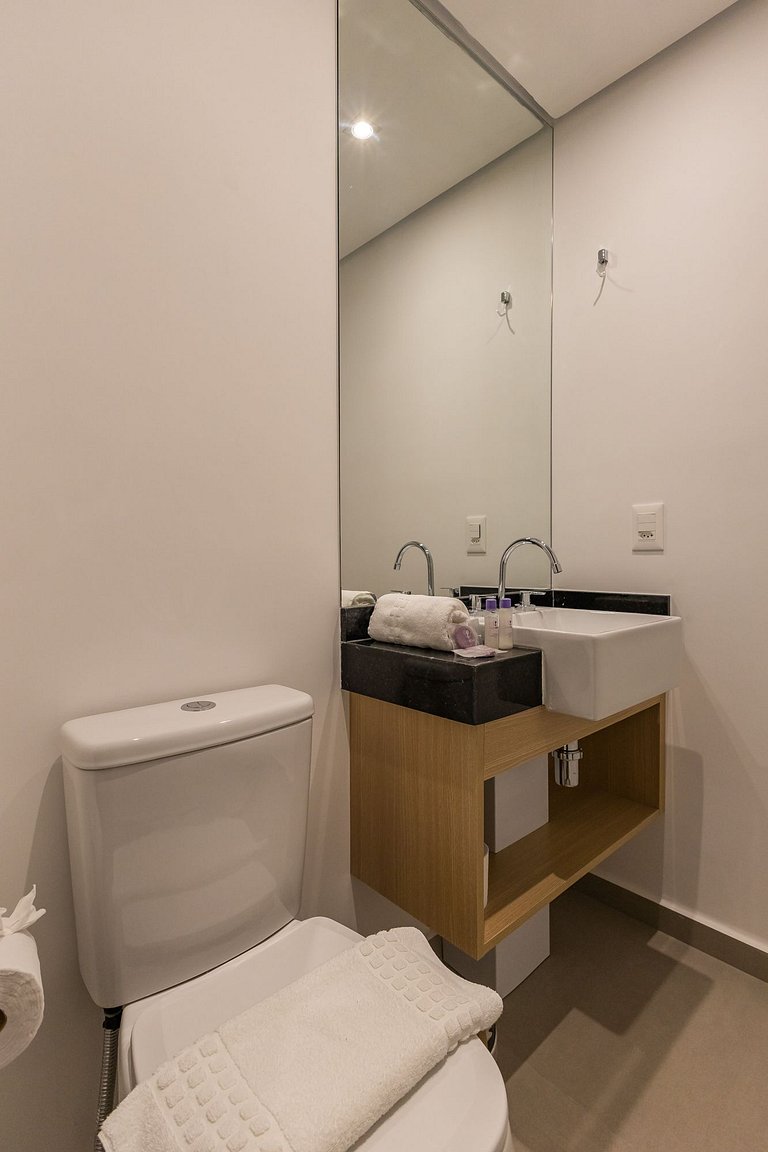 Charmoso studio C/varanda na Pompéia