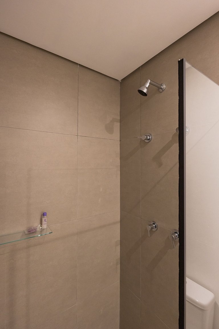 Charmoso studio C/varanda na Pompéia