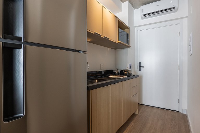 Charmoso studio C/varanda na Pompéia