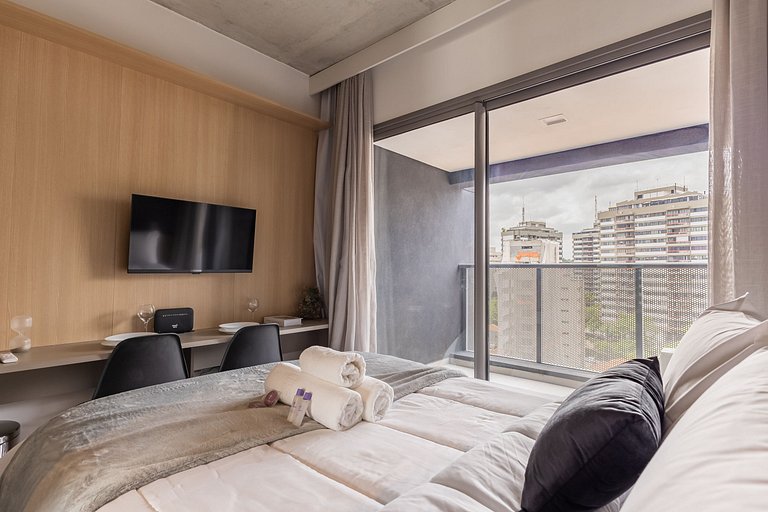 Charmoso studio C/varanda na Pompéia