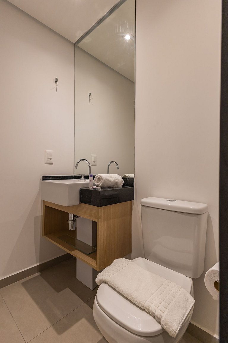 Charmoso studio C/varanda na Pompéia