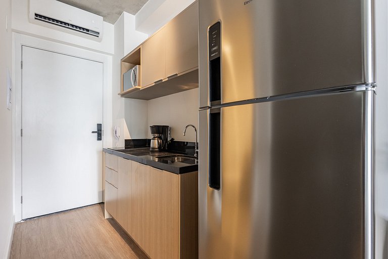 Charmoso studio C/varanda na Pompéia