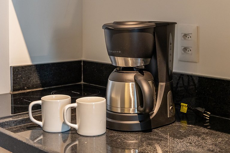 Charmoso studio C/varanda na Pompéia