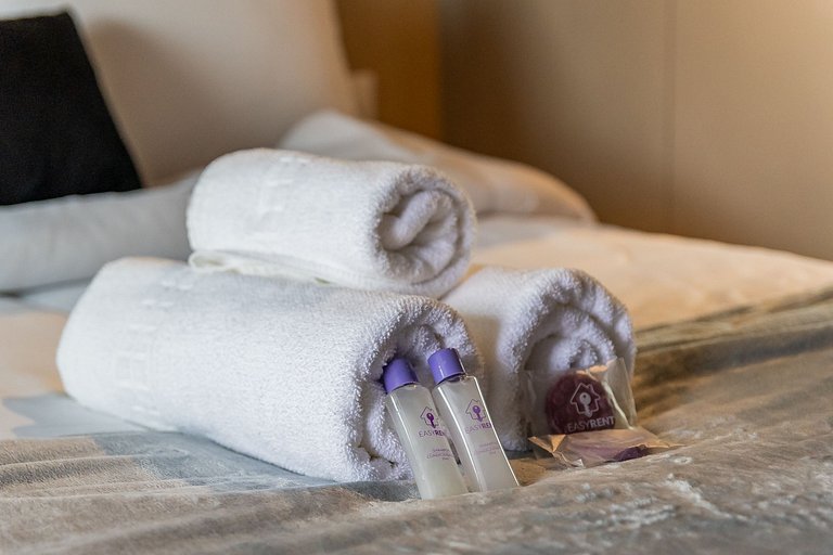 Charmoso studio C/varanda na Pompéia