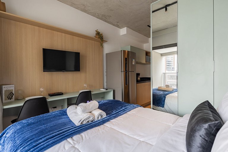 Charmoso studio C/varanda na Pompéia