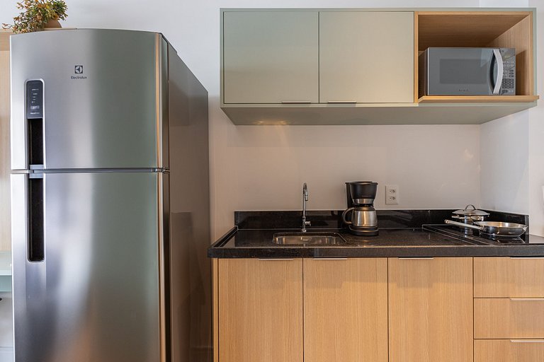 Charmoso studio C/varanda na Pompéia