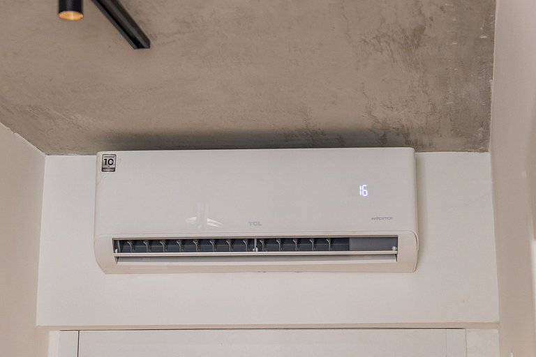 Charmoso studio C/varanda na Pompéia