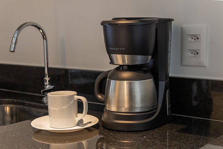 Charmoso studio C/varanda na Pompéia