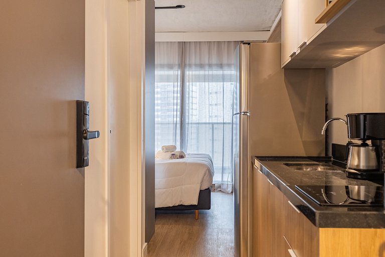 Charmoso studio C/varanda na Pompéia