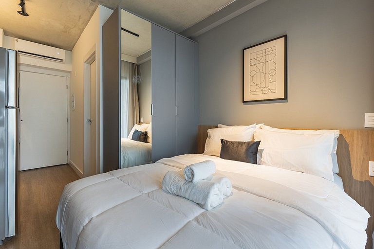 Charmoso studio C/varanda na Pompéia