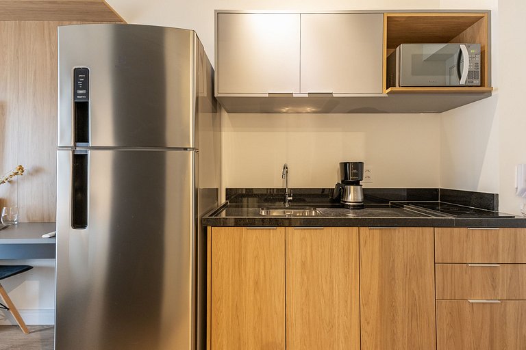 Charmoso studio C/varanda na Pompéia